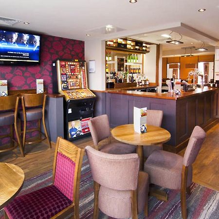 Premier Inn Stratford Upon Avon Waterways Екстер'єр фото