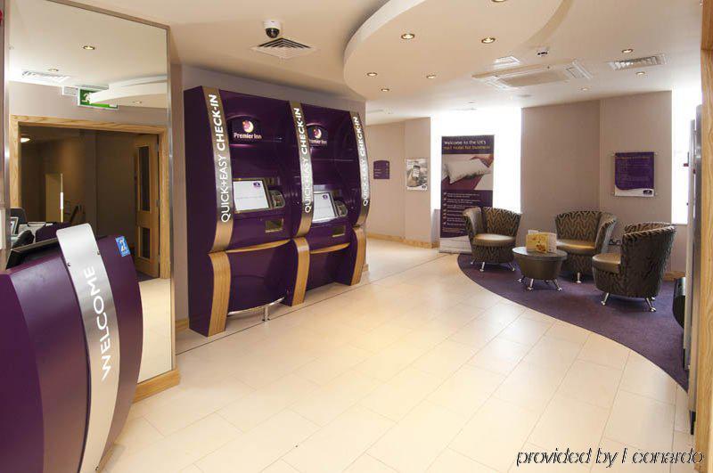 Premier Inn Stratford Upon Avon Waterways Екстер'єр фото