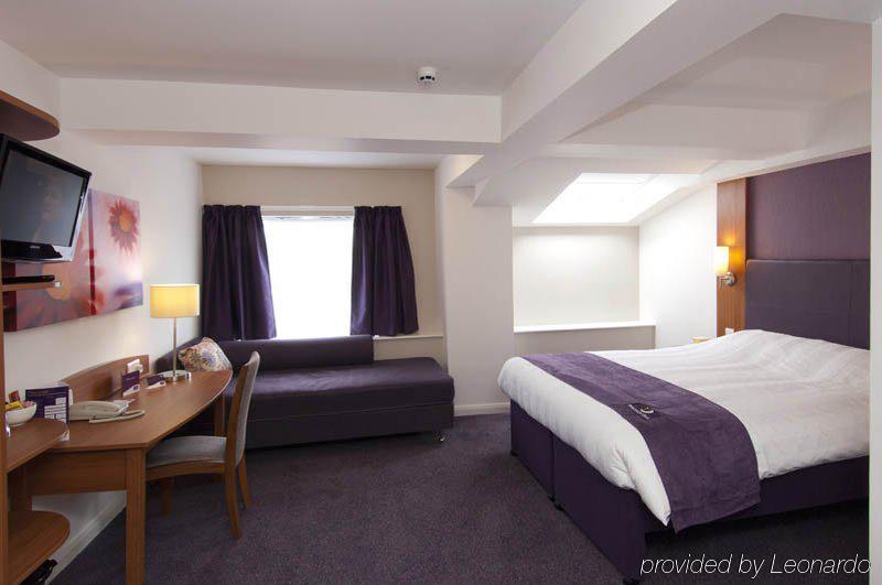 Premier Inn Stratford Upon Avon Waterways Екстер'єр фото